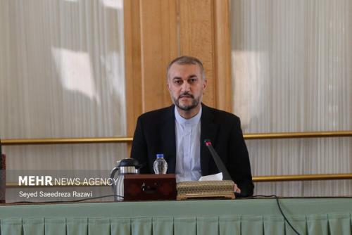 امیرعبداللهیان افتخار آفرینی کشتی گیران ایران را تبریک گفت