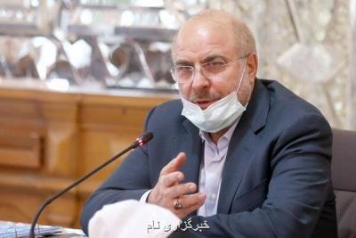 دست دلالان ارز دولتی را کوتاه می نماییم