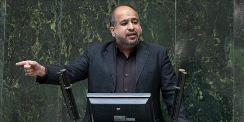 احتمال کاهش ارزش پول ملی در سال آینده وجود دارد