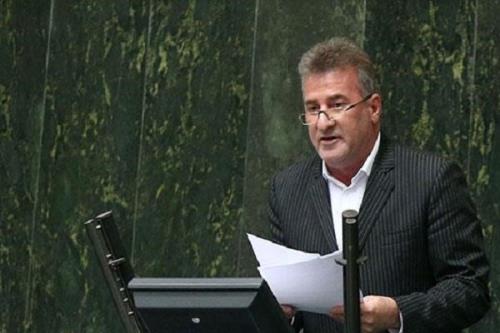 انتقاد از گرانی اینترنت