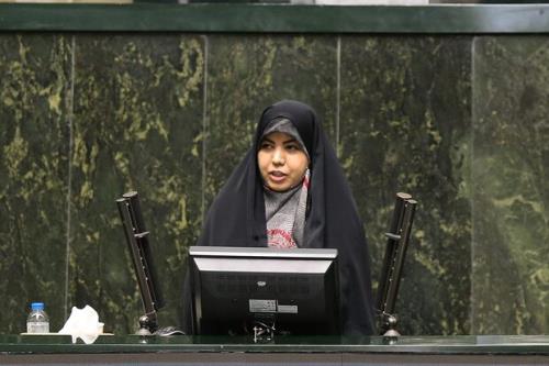 موافقت کمیسیون بهداشت و درمان مجلس با صلاحیت زاهدی وفا