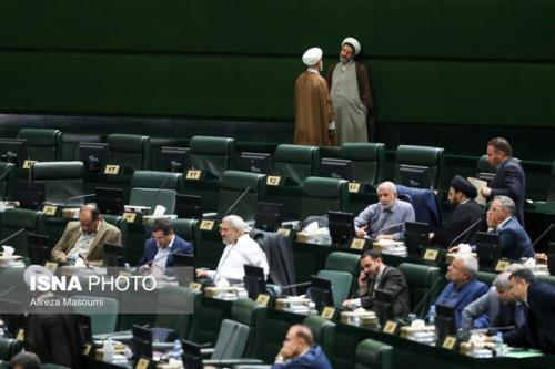 ناظران مجلس در کمیته هماهنگی اشتغال در بعضی از استانها انتخاب شدند