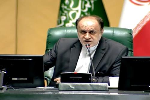 وزیر آموزش وپرورش سخنان رهبر انقلاب را نصب العین قرار دهد