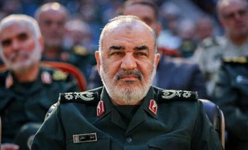 زمانیکه پدرم با خودرو جایی می رفت، سوره حمد را تا رسیدن به مقصد تلاوت می کرد