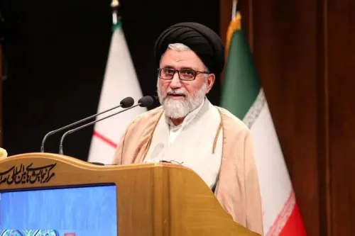 حفظ امنیت ملی و اتحاد مقدس باید مبنای هر قانون و سیاست باشد