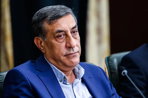 خبر مهم معاون پزشکیان درباره ی قیمت بنزین و سهمیه بندی آن