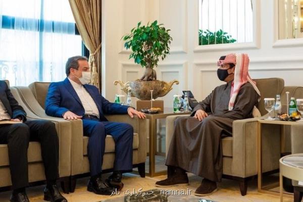 رایزنی عراقچی با وزیران خارجه و دفاع قطر در مورد آخرین تحولات منطقه و تهدیدات موجود